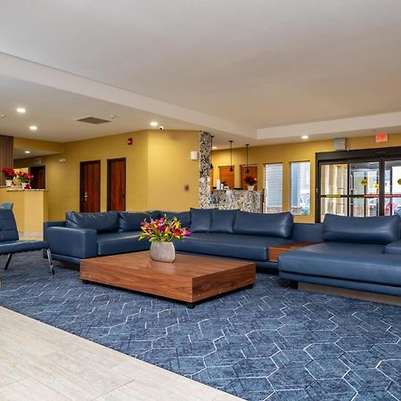 טופיקה Endeavor Inn & Suites, Trademark Collection By Wyndham מראה חיצוני תמונה