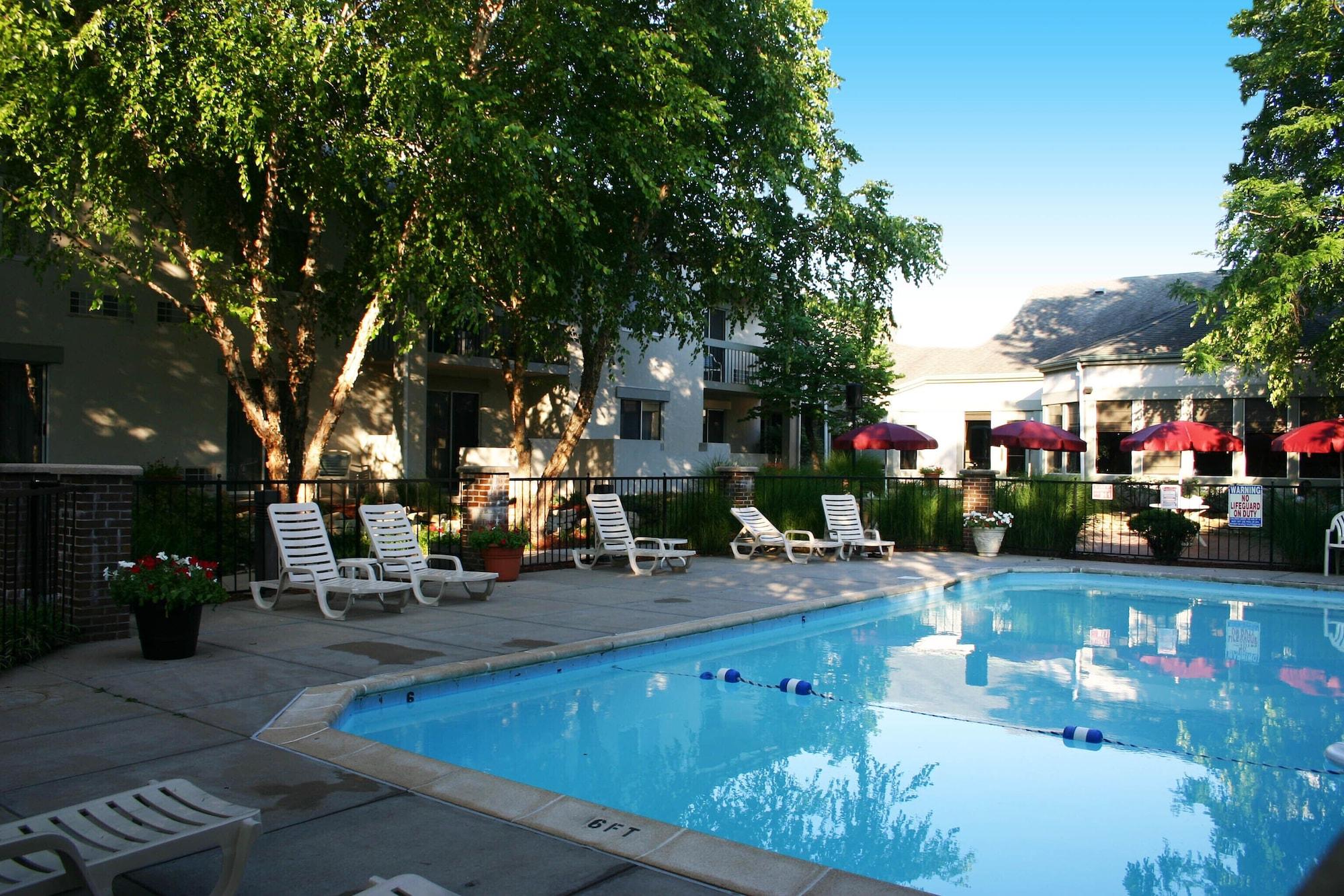 טופיקה Endeavor Inn & Suites, Trademark Collection By Wyndham מראה חיצוני תמונה