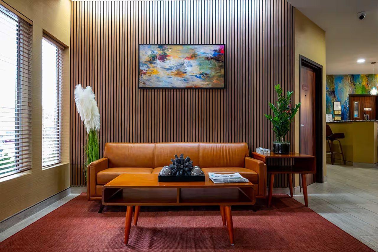 טופיקה Endeavor Inn & Suites, Trademark Collection By Wyndham מראה חיצוני תמונה
