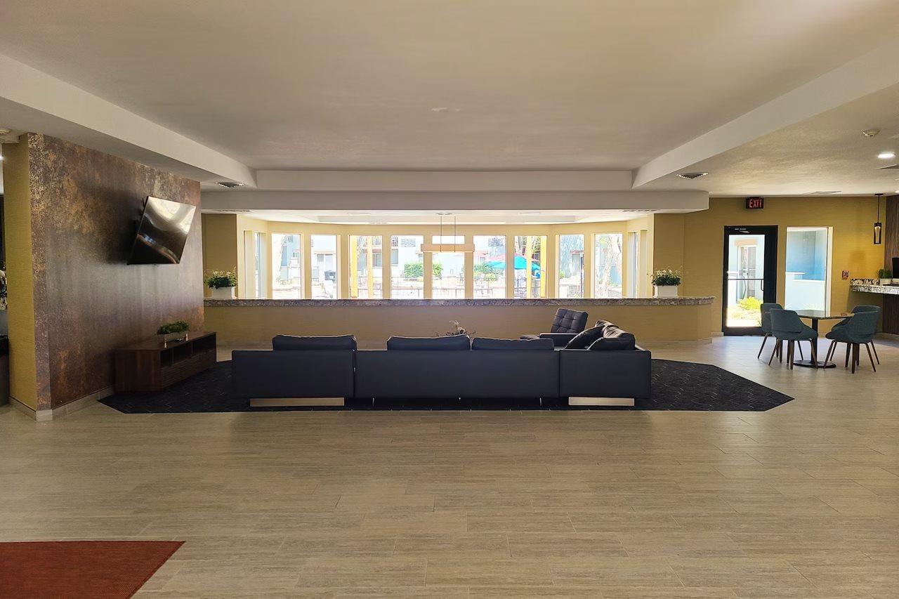 טופיקה Endeavor Inn & Suites, Trademark Collection By Wyndham מראה חיצוני תמונה